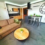 Apartament Cocoon Spa-4 Pers-jacuzzi-parking-jardin-clim-colmar Holtzwihr
