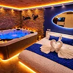 Cocoon Spa-4 Pers-jacuzzi-parking-jardin-clim-colmar
